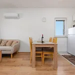 Apartment Nera *