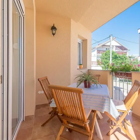 Nera Appartement *