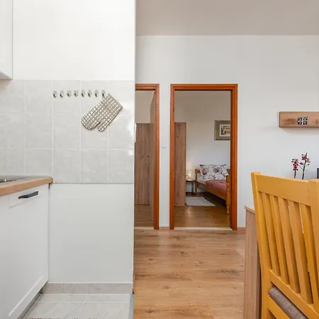 Apartment Nera *