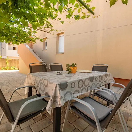 Nera Apartment